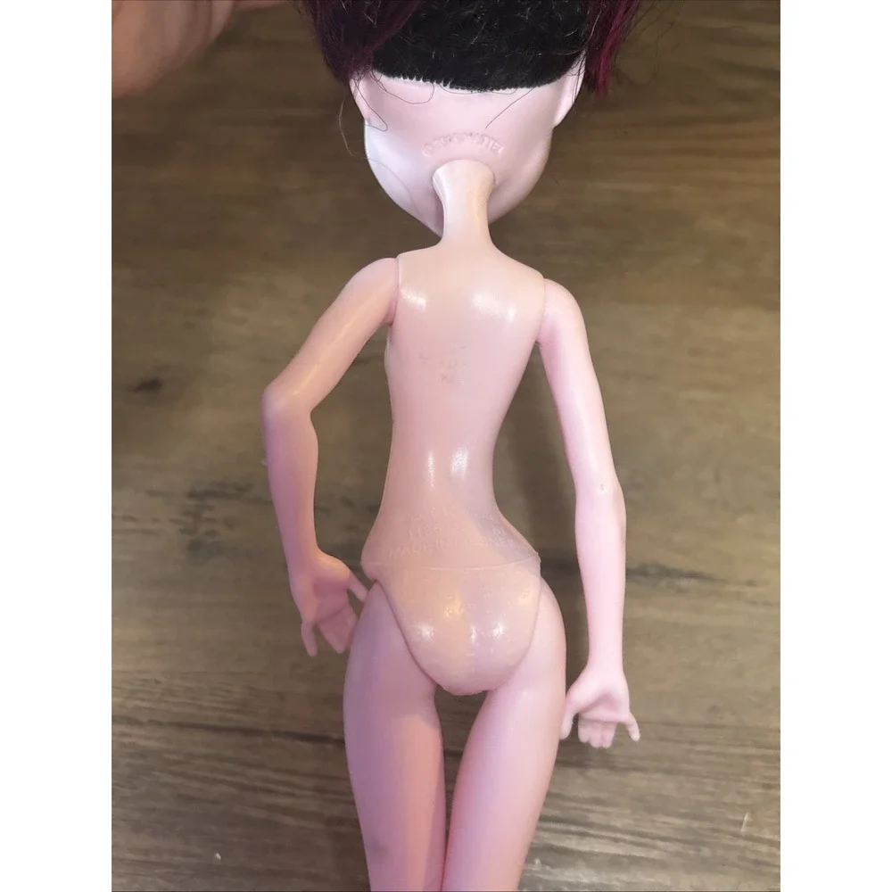 2015 Monster High Comic Book‎ DRACULAURA Collectible Basic Doll Nude